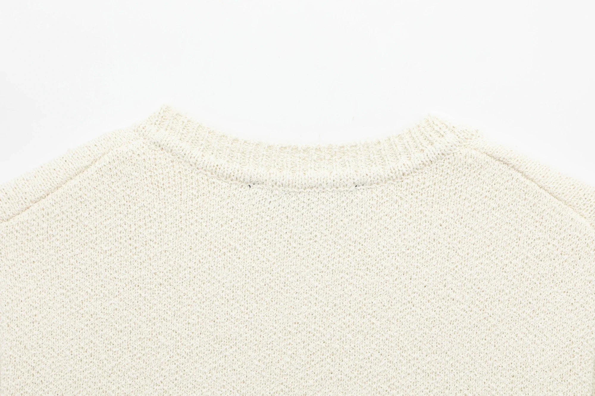 Women's Spring Knitted Short-Sleeved Jacket and Skirt Set with Bow Accent and Round Neck