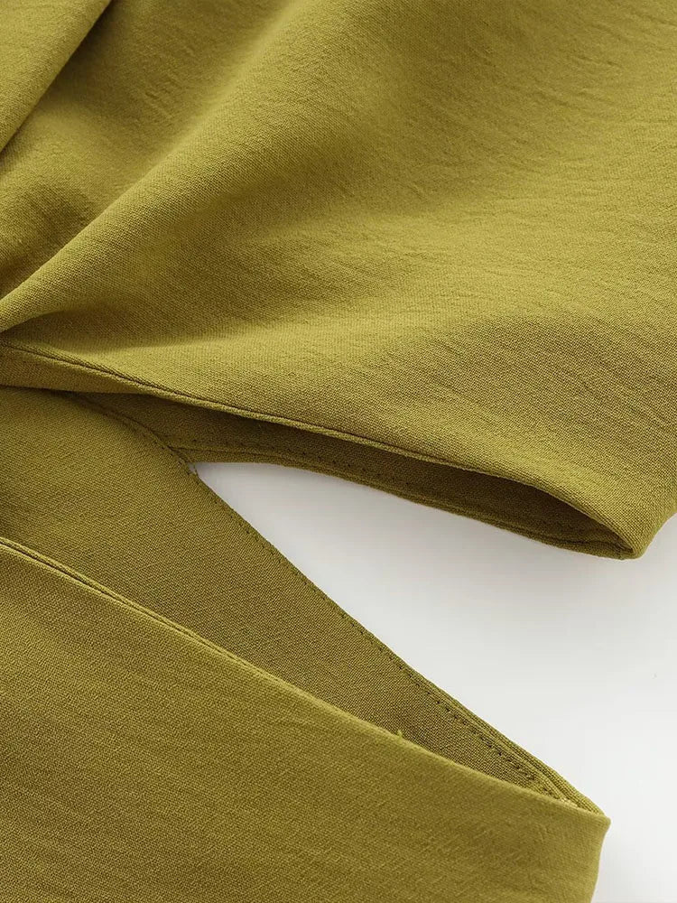 Elegant Sleeveless Long Dress with Open Design and Buckle Decorations for Autumn and Winter Fashion