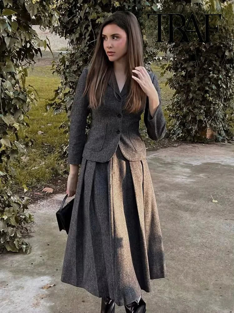 Women's Casual Commuter Two-Piece Suit Set with Single-Breasted Blazer and High-Waisted A-Line Skirt for Autumn and Winter