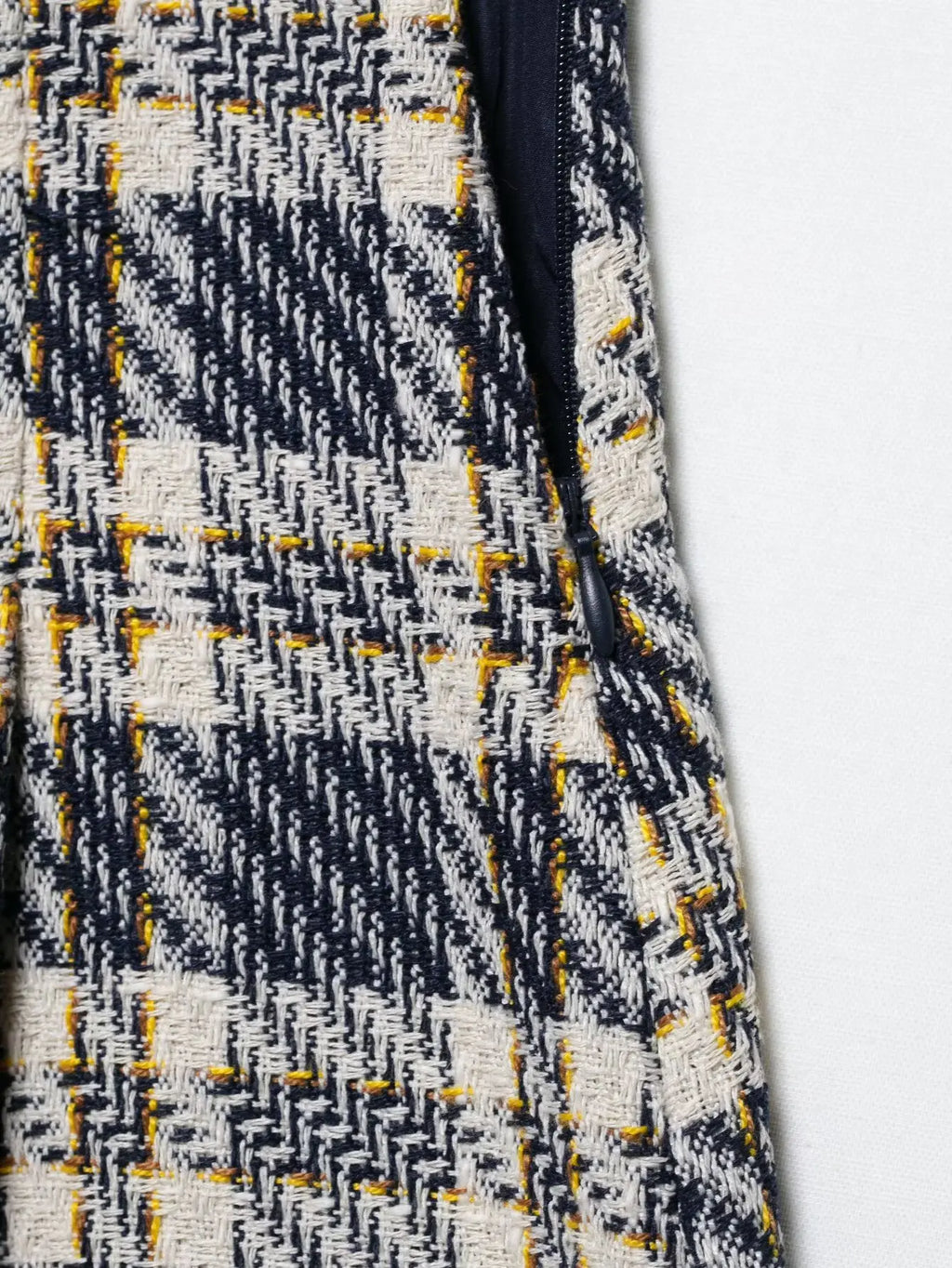 Women's Sleeveless Button-Front Plaid Vest and Mini Skirt Two-Piece Set for Stylish Summer Look