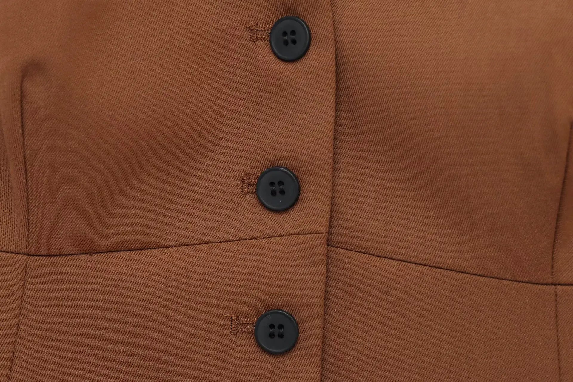 Women's Retro Slim Fit Vest and High Waist Mini Skirt Set V Neck Single-Breasted Solid Color Chic Summer Outfit