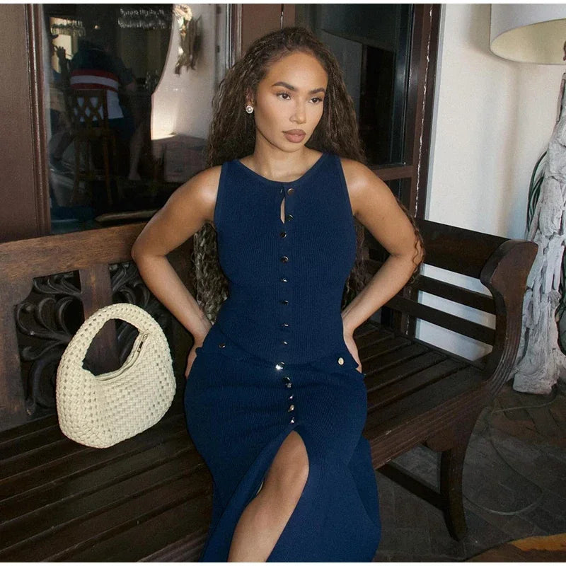 Elegant Lady Knitted Single Breast Long Dress with Sleeveless O Neck Button Bodycon Fit for Party and Casual Wear